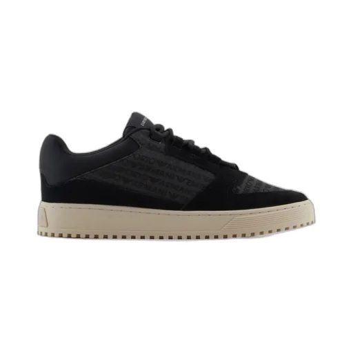 Sneakers With Logo