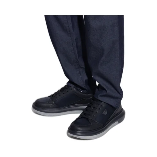 Sneakers With Logo