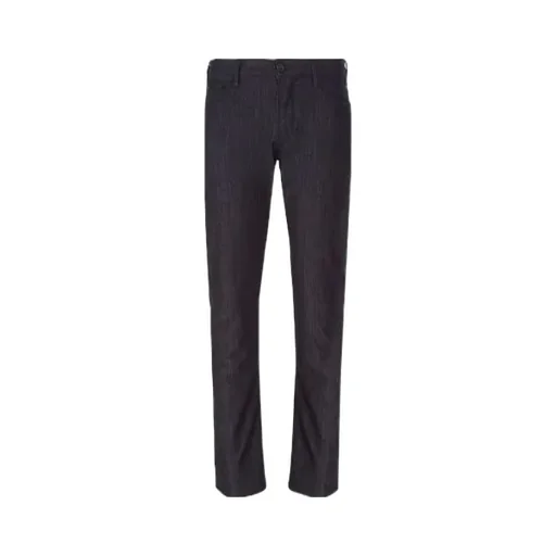 Belt-Loop Jeans