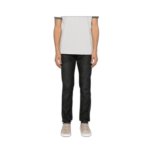 Slim-Fit Jeans