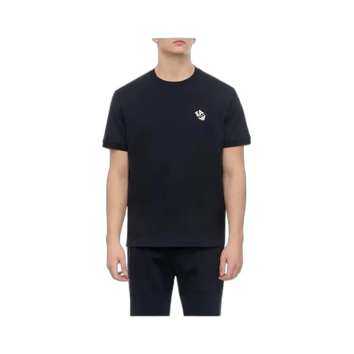 Short-Sleeved T-Shirt