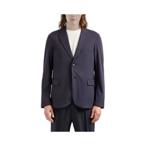 Travel Essentials Single-Breasted Blazer