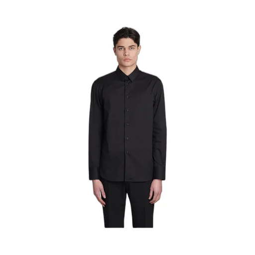 Plain Long-Sleeved Buttoned Shirt