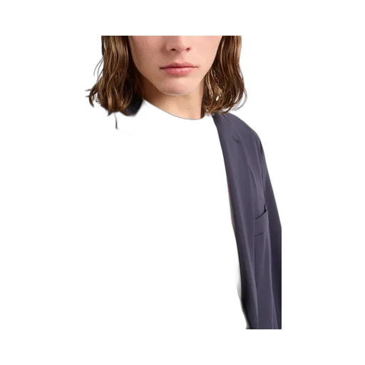 Travel Essentials Single-Breasted Blazer