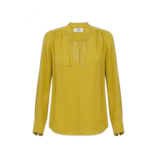 Logo Pendant V-Neck Shirt
