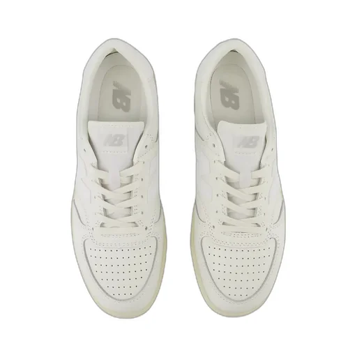 T500 Lace-Up Sneakers