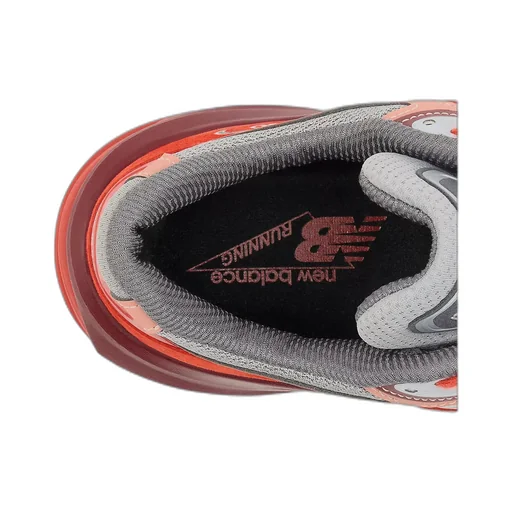 990 V6 Lace-Up Sneakers
