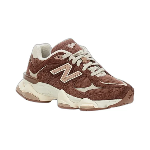 9060 Lace-Up Sneakers