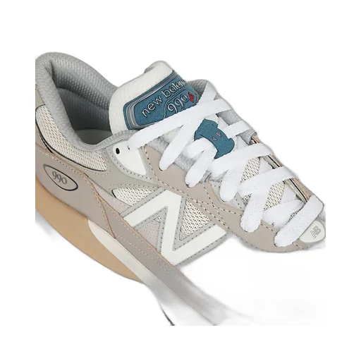 990V6 Lace-Up Sneakers
