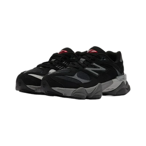 9060 Lace-Up Sneakers
