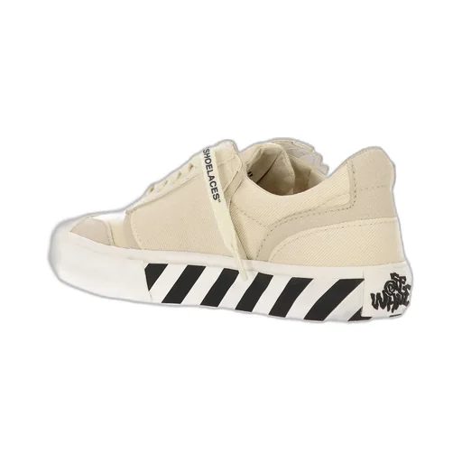 Vulcanized Round Toe Lace-Up Sneakers