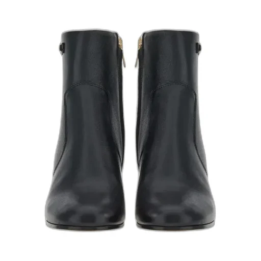 Logo Boots