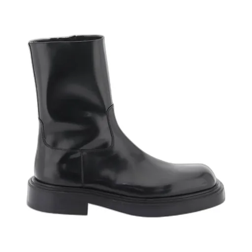 Formia Round-Toe Ankle Boots