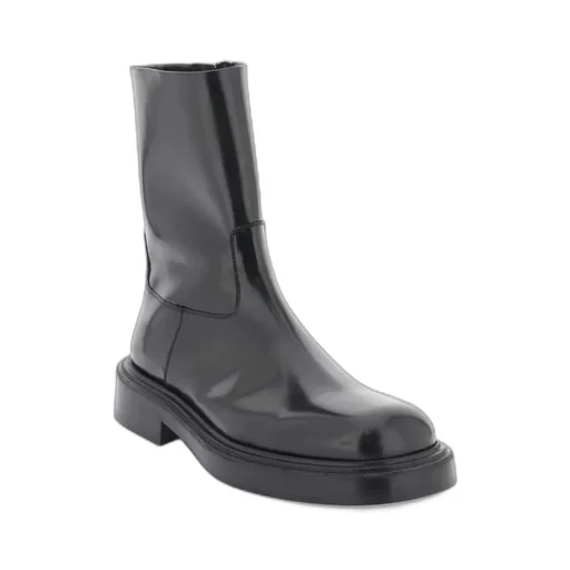 Formia Round-Toe Ankle Boots