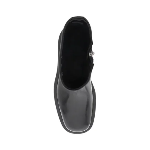 Formia Round-Toe Ankle Boots