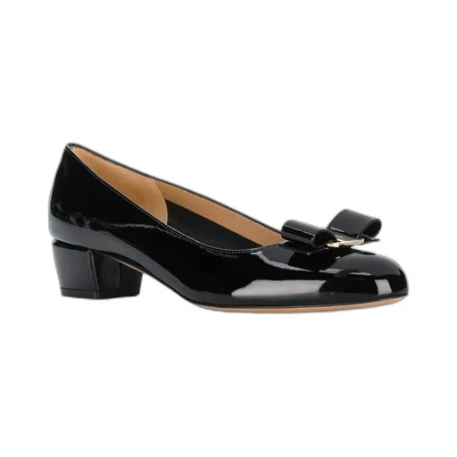 Vara Bow Detailed Pumps