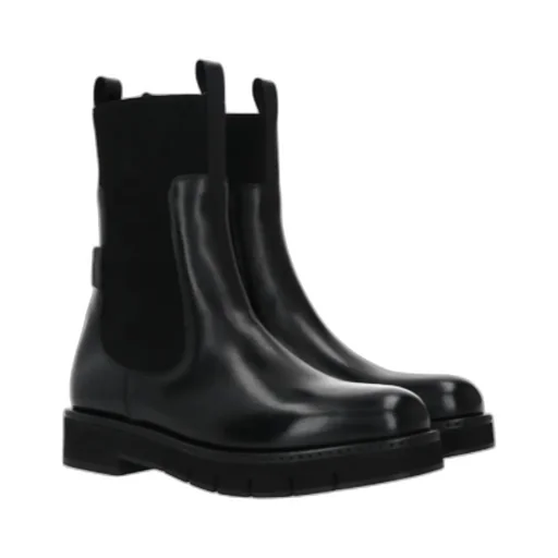 Round Head Chelsea Boots