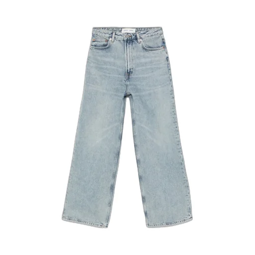 Shelly Jeans