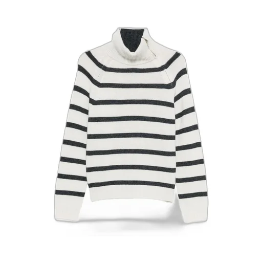 Turtleneck Long-Sleeved Sweater