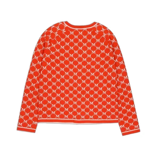 Long-Sleeved Knitwear