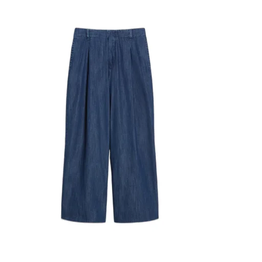 Pleat Detailed Wide Leg Jeans