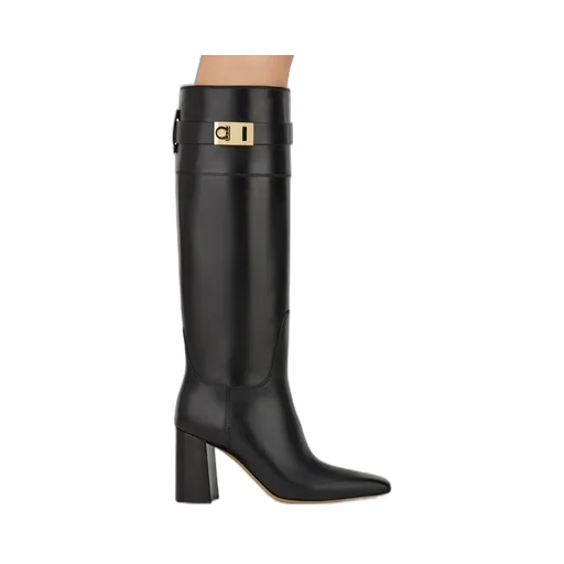 Hug Decorative Boots