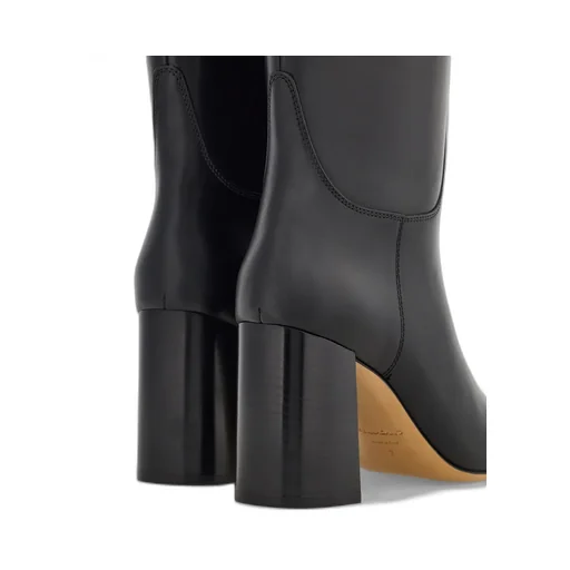 Hug Decorative Boots