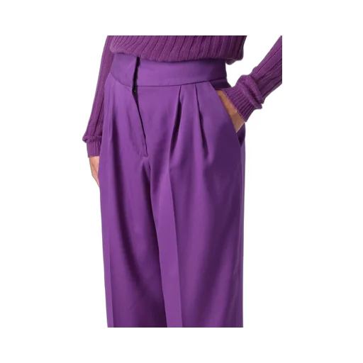 Pleated Detail Casual Pants