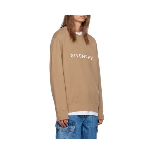 Long-Sleeved Round-Neck Sweater