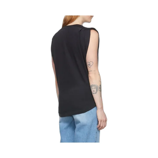 Round-Necked Vest