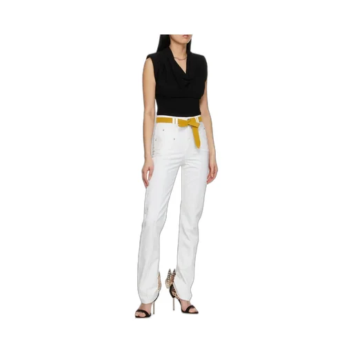 High-Waisted Jeans
