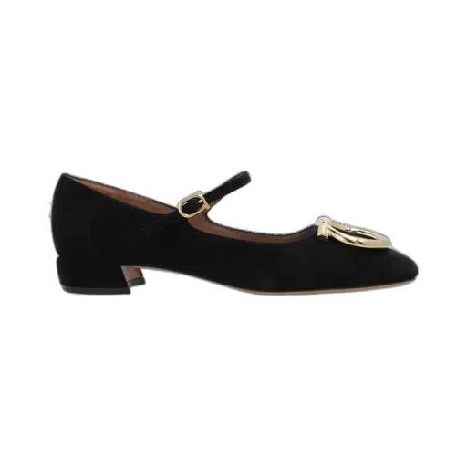 Gancini Leather Pumps