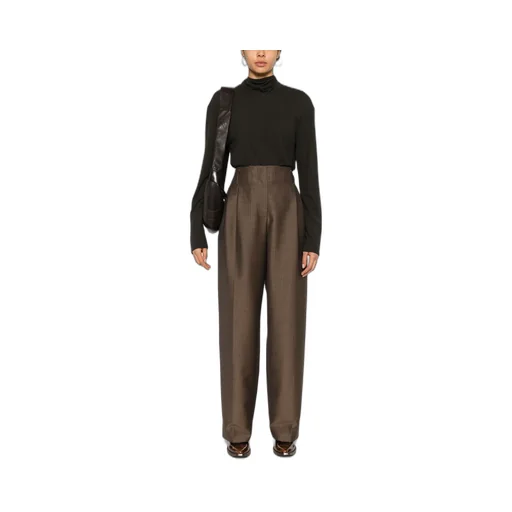 Long-Sleeved Knitted Jumper