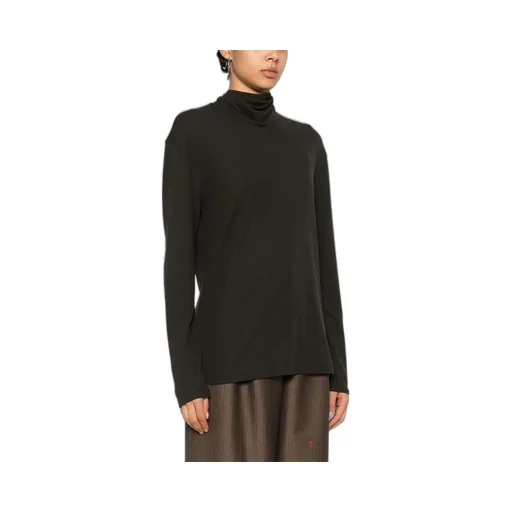 Long-Sleeved Knitted Jumper