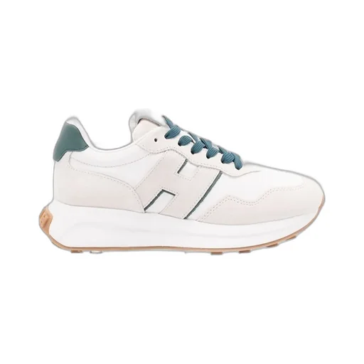 H641 Sneakers