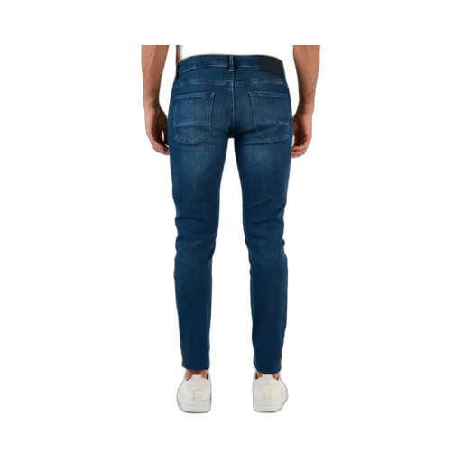 Slim-Fit Jeans