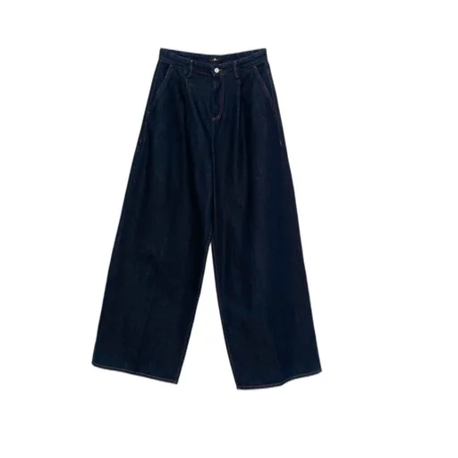 Wide-Leg Jeans