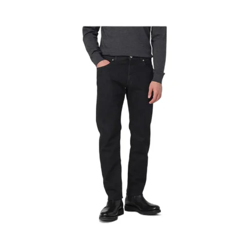 Belt-Loop Jeans