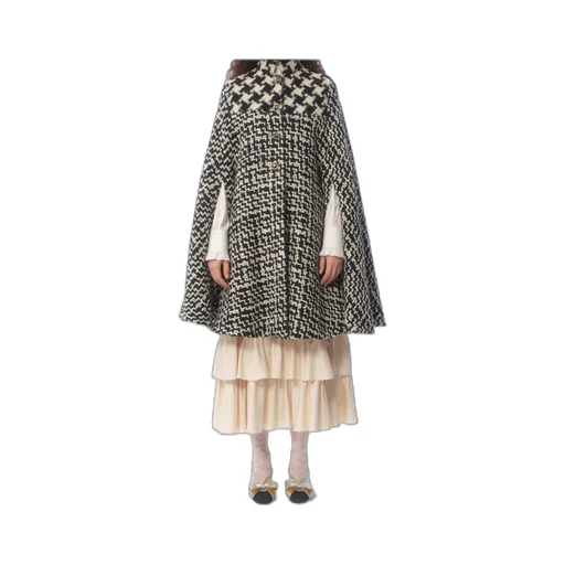 Houndstooth-Pattern Cape
