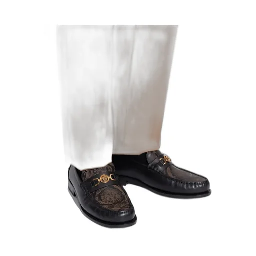 Medusa-Head Leather Loafers
