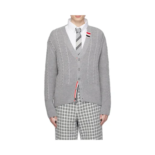 V-Neck Buttoned Knitted Cardigan
