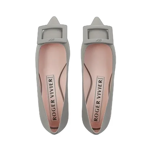 Pointed Flat Shoes