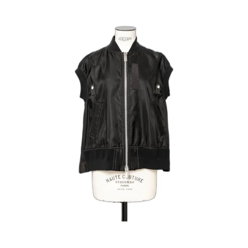 Sleeveless Zipped Gilet