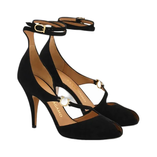 Peep-Toe Pump With Gancini Detail