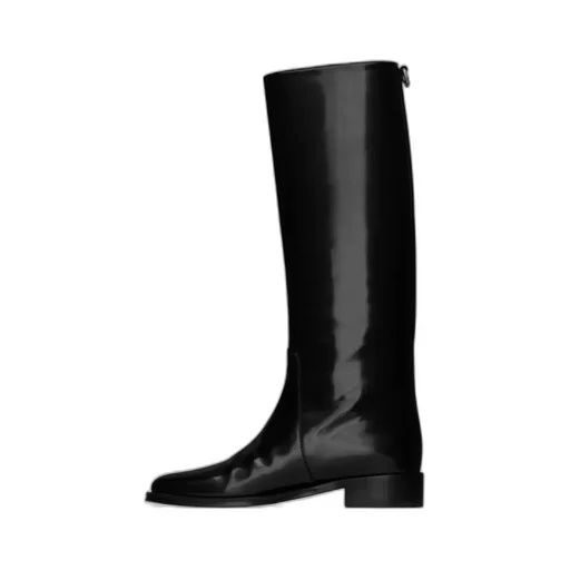 Hunt Round Toe Boots