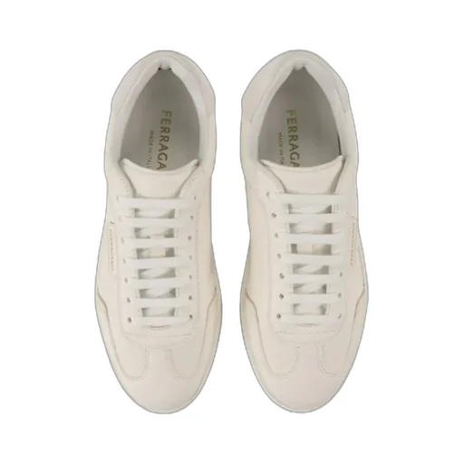 Low-Top Sneaker