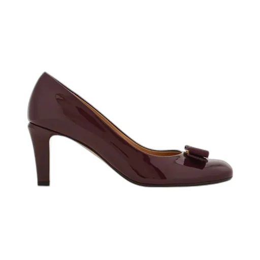Vara Bow Pump Shoe