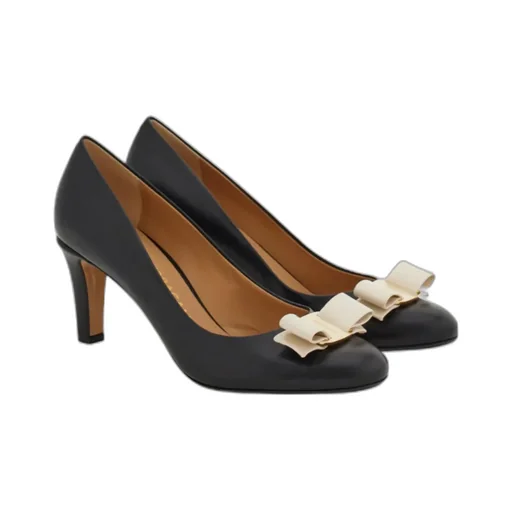 Vara Bow Pump Shoe
