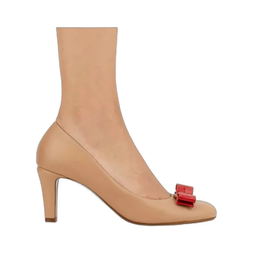 Vara Bow Pump Shoe