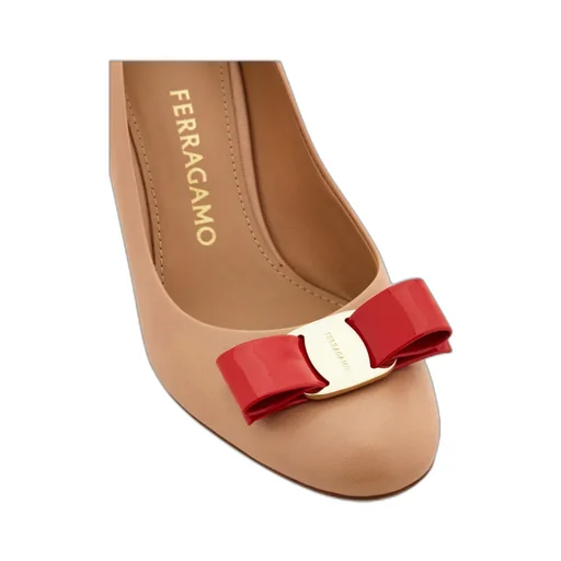 Vara Bow Pump Shoe